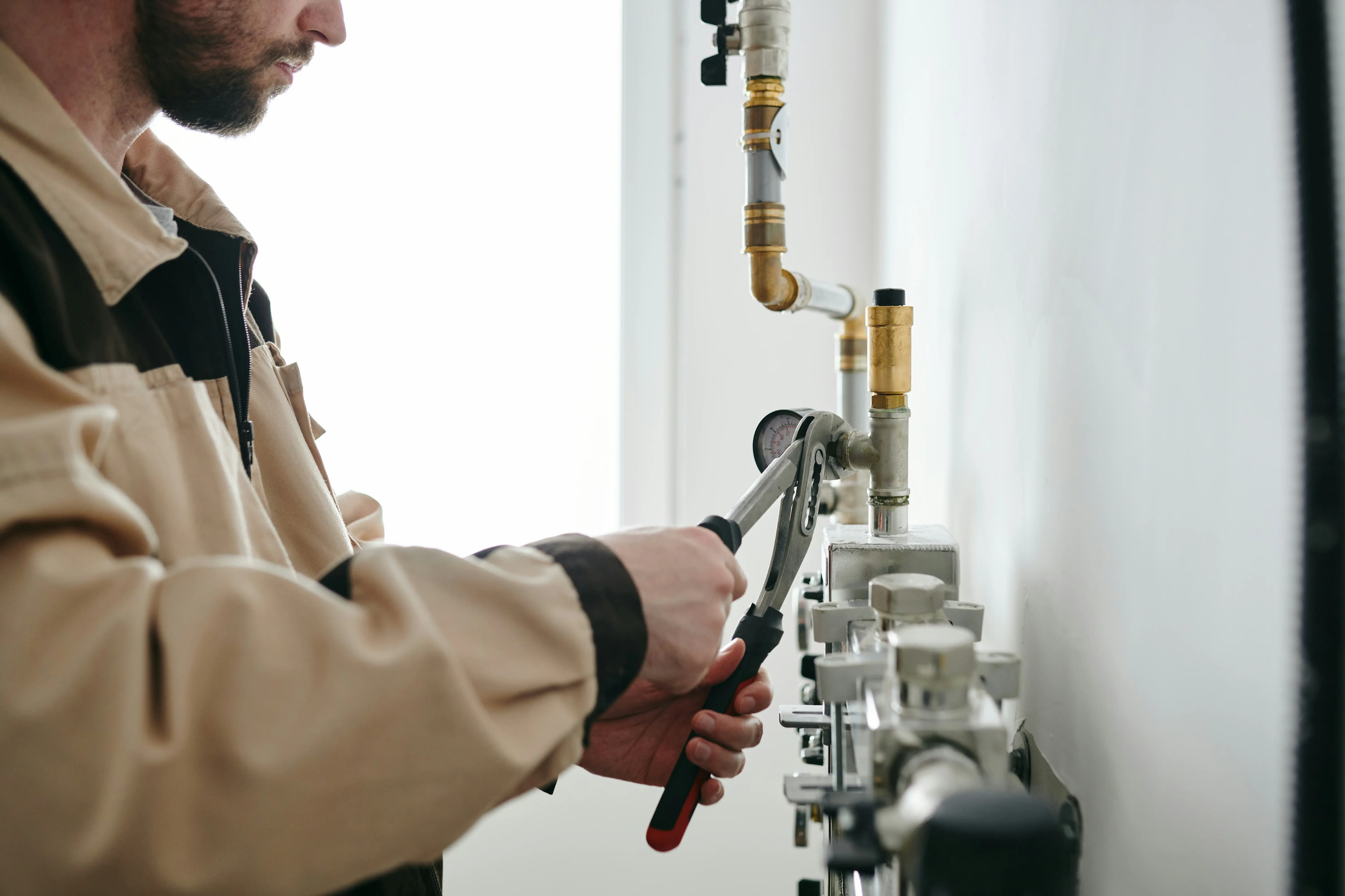 GAS LEAK DETECTION